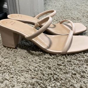 Light pink/nude low heal sandals
